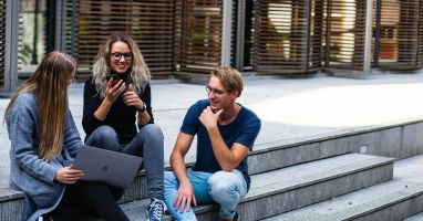 スペインの学生ビザ申請方法は？